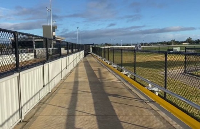 Murray Bridge Straight Track